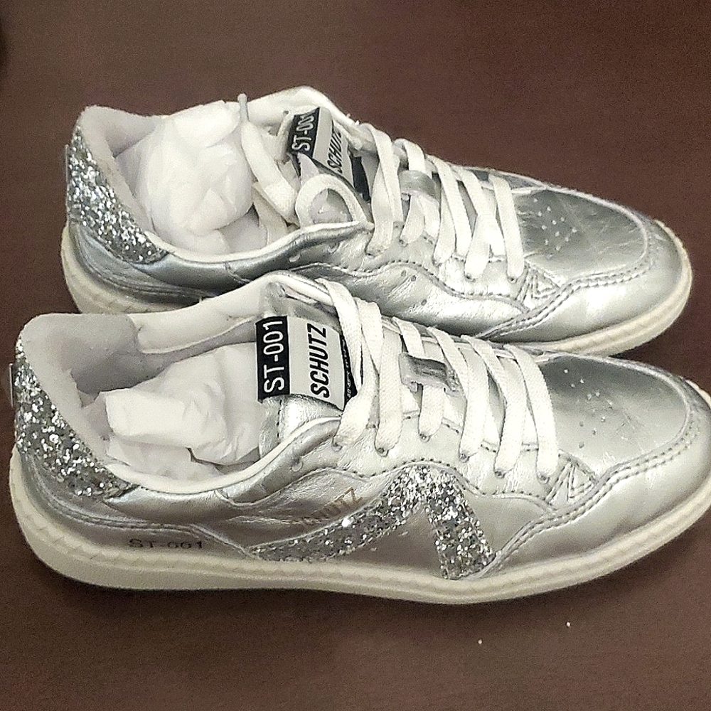 ST-001 SCHUTZ silver lace up sneakers